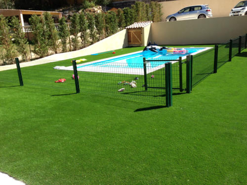 espaces-verts-et-jardins-pelouse-synthetique
